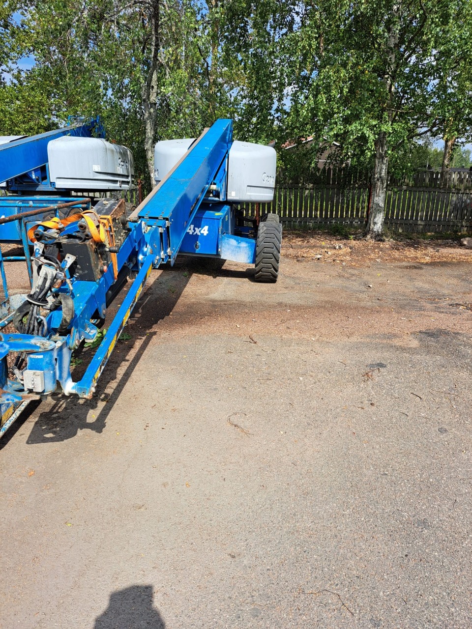 Sold - Articulated Boom Lift - View 3